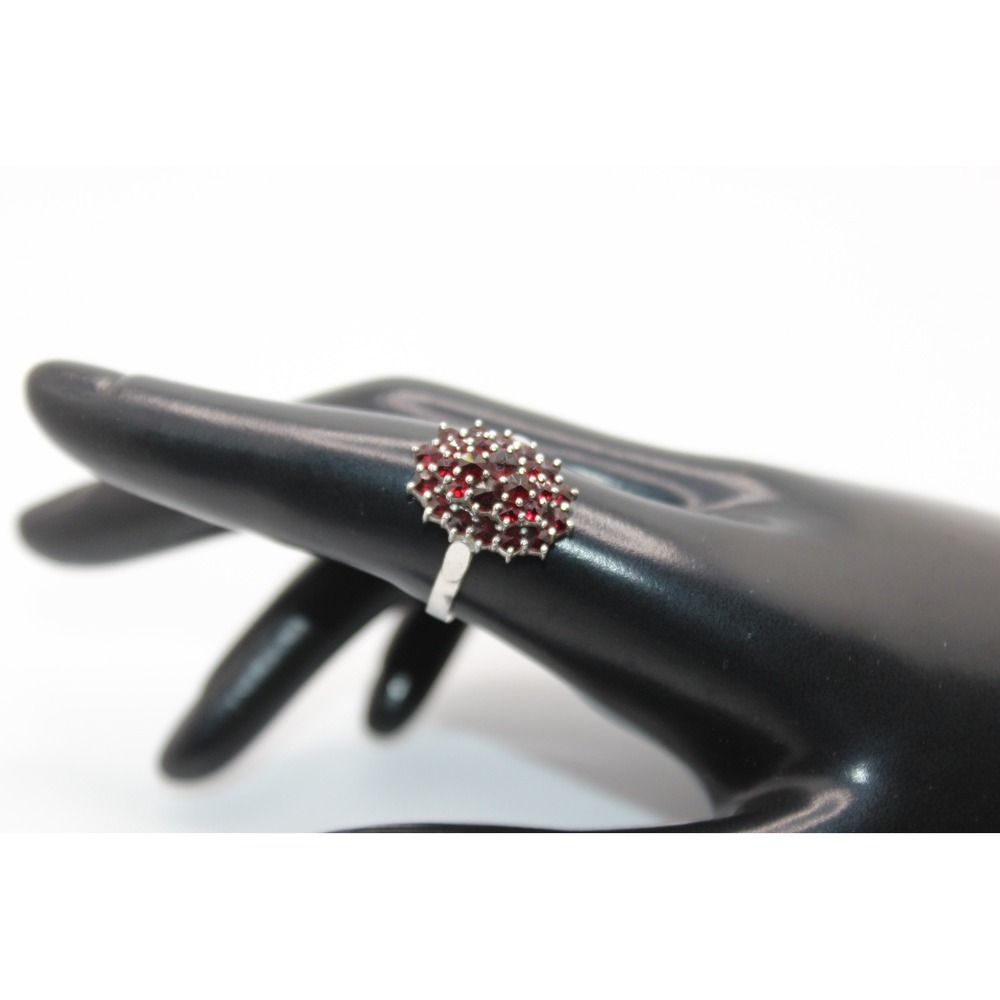 Vintage Sterling Silver Bohemian Garnet Cluster Ring Size 8.5 Sunburst Oval G2